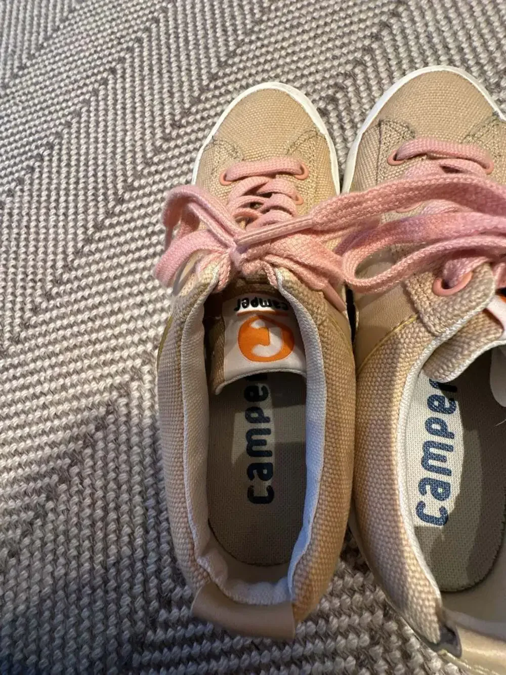 Camper Imar Women's Beige Canvas Sneakers with Pink Laces